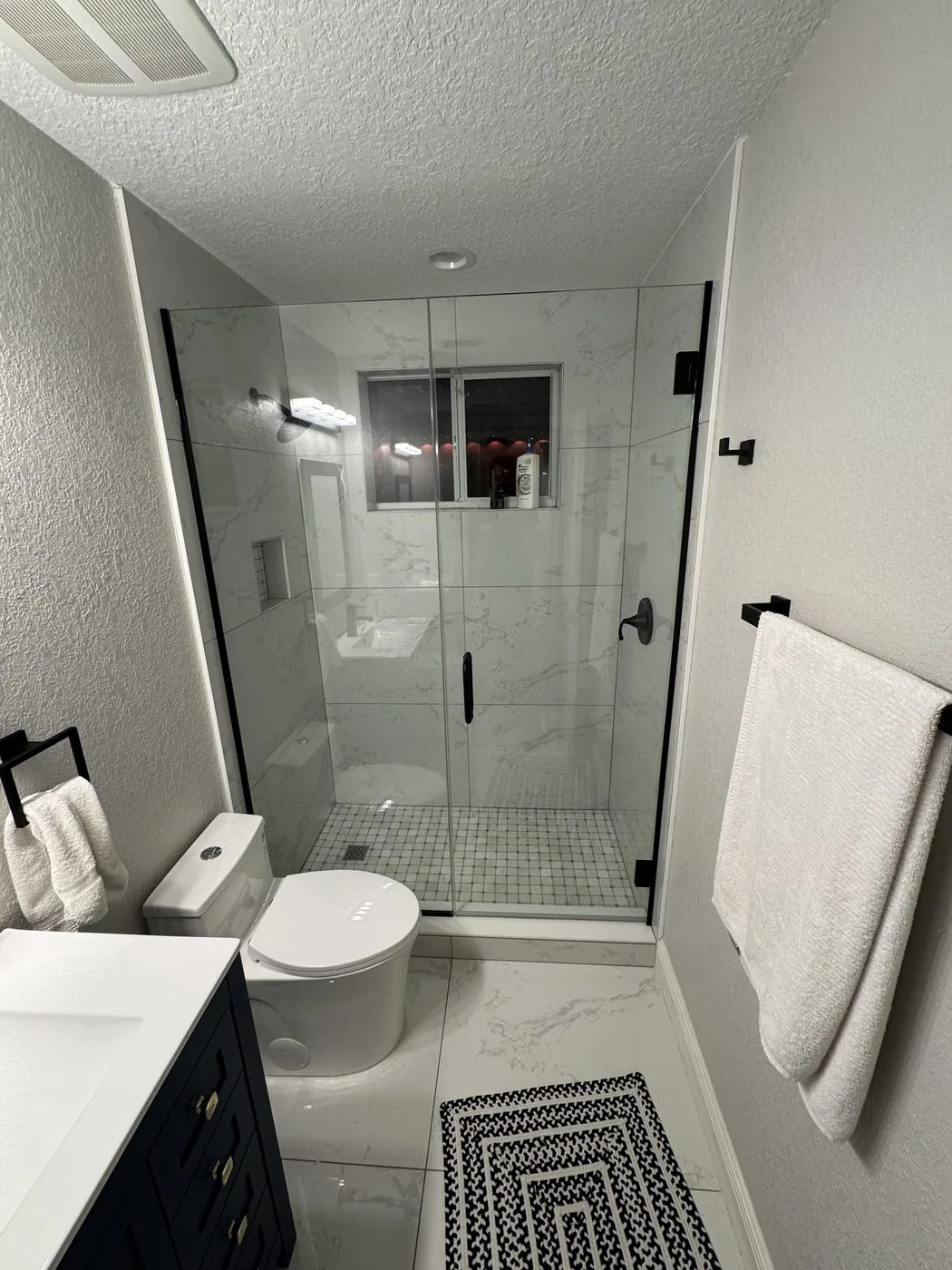 Marble tile bathroom shower